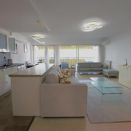 Palm - Fully Fitted - 2 Bedrooms Cannes